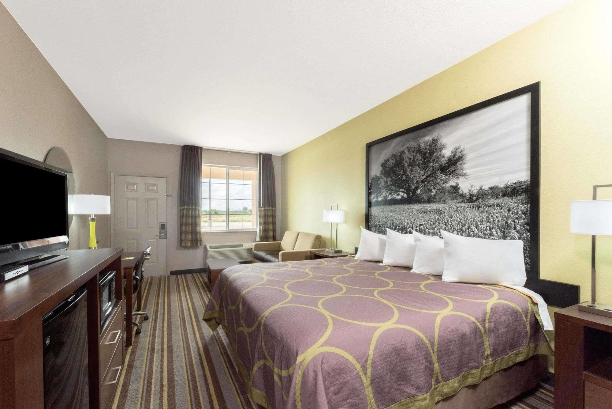Super 8 By Wyndham Colorado City Экстерьер фото